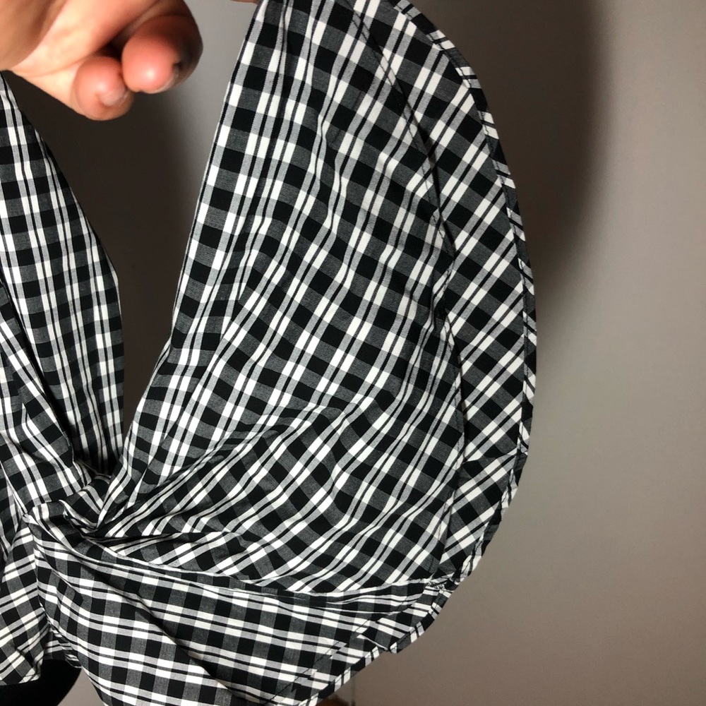 Nordstrom 1. State Off Shoulder Blouse black Checkered Size Medium Bell Sleeves - Picture 2 of 9